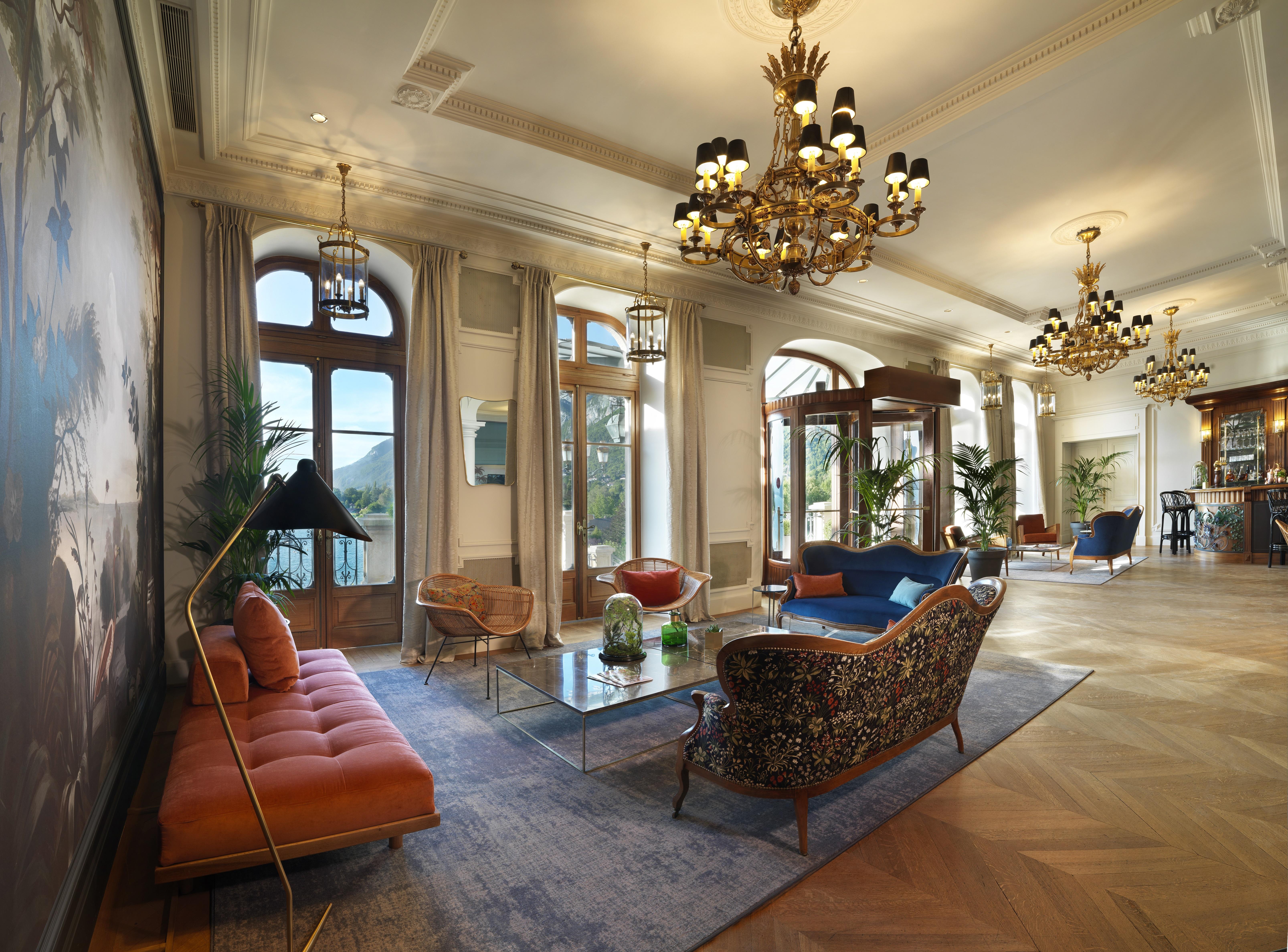 Le Palace De Menthon Zewnętrze zdjęcie The lobby of the hotel
