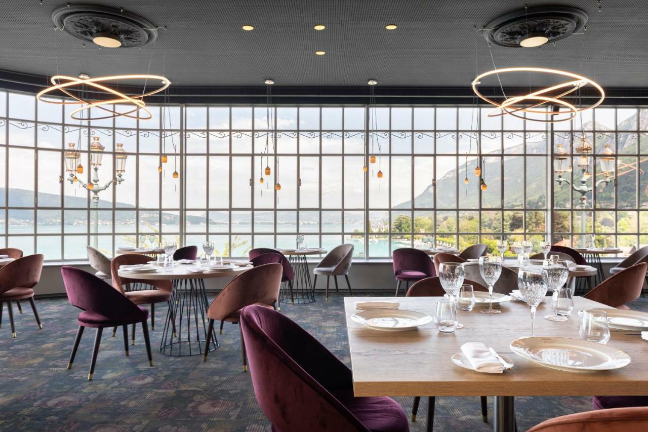 Le Palace De Menthon Zewnętrze zdjęcie Restaurant